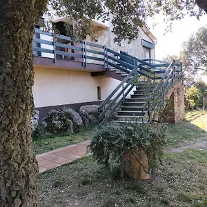 Casa Adossada De Camp Prop De La Costa Brava Сasa de vacaciones Romanyà de la Selva